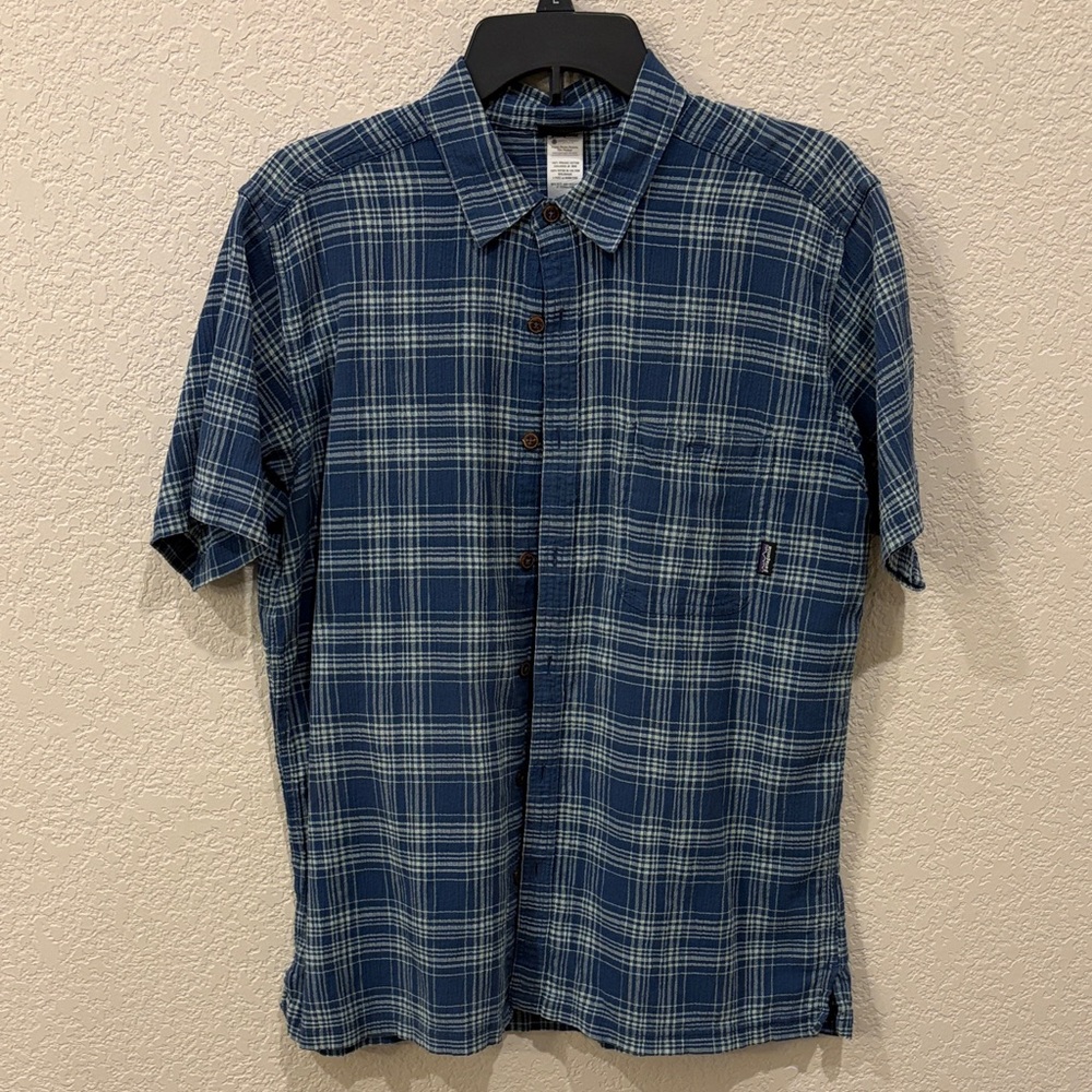 Patagonia Men's L Organic Cotton Blue Plaid Short Sleeve Button Down Shirt